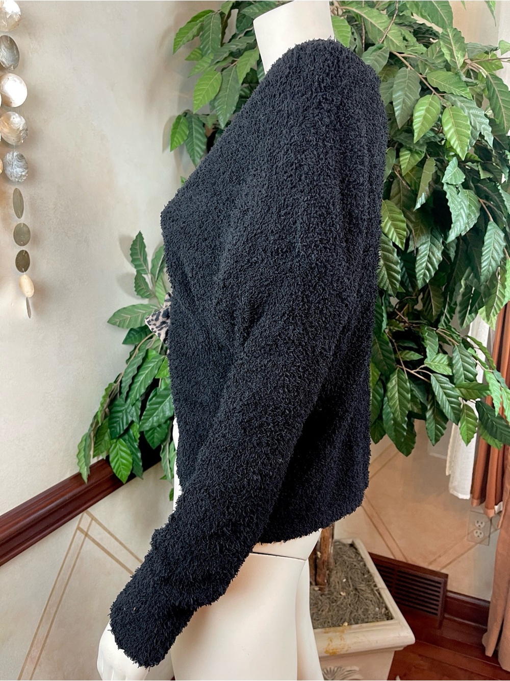 COZY KNIT CARDIGAN WITH ANIMAL PRINT TIE - Picture 6 of 9